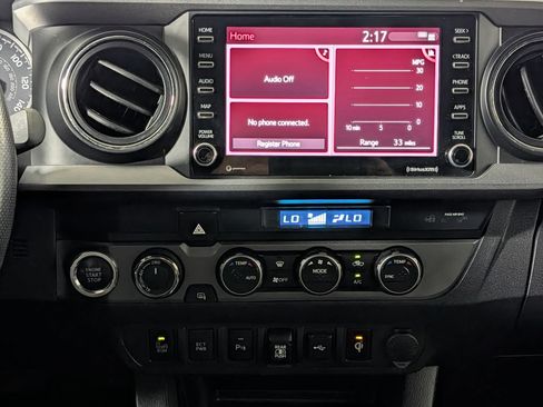 Used 2021 Toyota Tacoma TRD Off-Road w/ Technology Package AWD/4WD image 13