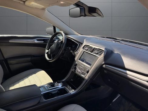 Used 2020 Ford Fusion S FWD image 12