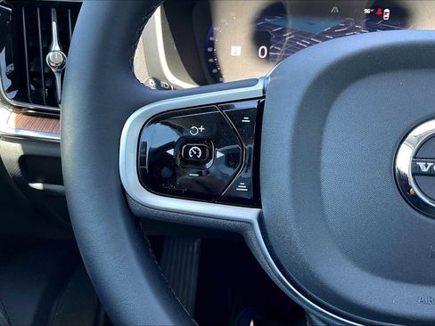 New 2026 Volvo V60 B5 Cross Country Plus w/ Climate Package image 17