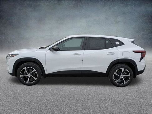 New 2026 Chevrolet Trax RS w/ Sunroof Package image 7