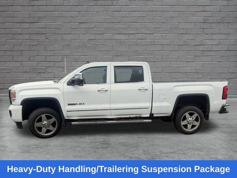 Used 2016 GMC Sierra 2500 SLT w/ All-Terrain HD Package AWD/4WD image 4