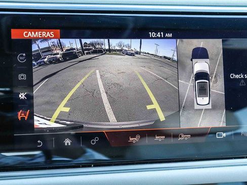 Used 2021 Land Rover Range Rover Long Wheelbase Autobiography image 26