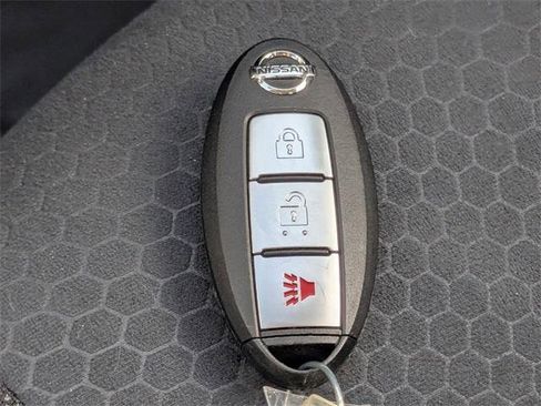 Used 2017 Nissan Juke SV w/ Technology Package image 28