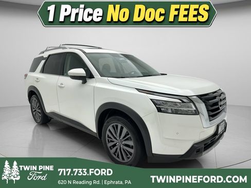 Used 2023 Nissan Pathfinder SL w/ SL Premium Package AWD/4WD image 1