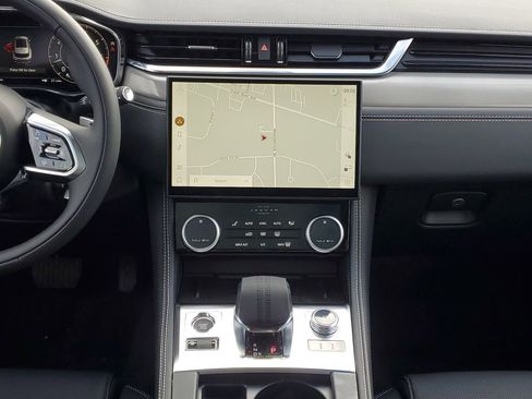 New 2026 Jaguar F-PACE R-Dynamic S AWD/4WD image 28