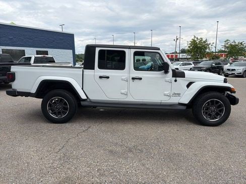 Used 2021 Jeep Gladiator Overland w/ Popular Equipment Package AWD/4WD image 6