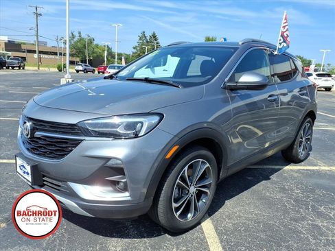 Used 2021 Buick Encore GX Essence FWD image 3