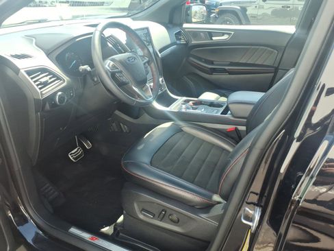 Used 2024 Ford Edge ST-Line image 12