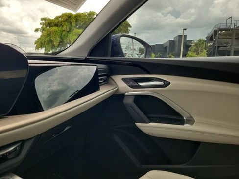 Certified 2025 Audi Q5 Premium AWD/4WD image 27