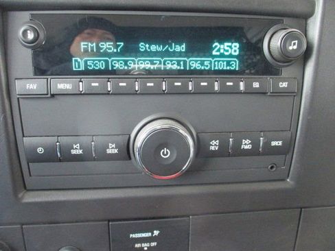 Used 2024 Chevrolet Express 2500 Work Van w/ Driver Convenience Package image 17