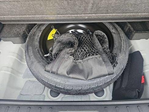 Certified 2025 Hyundai Tucson SEL AWD/4WD image 33