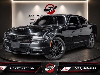 Used 2019 Dodge Charger SXT w/ Blacktop Package
