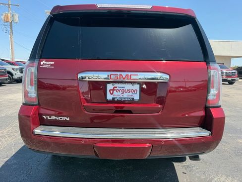 Used 2018 GMC Yukon Denali w/ Denali Ultimate Package AWD/4WD image 15