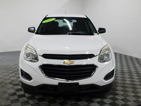 Used 2017 Chevrolet Equinox LS FWD image 9