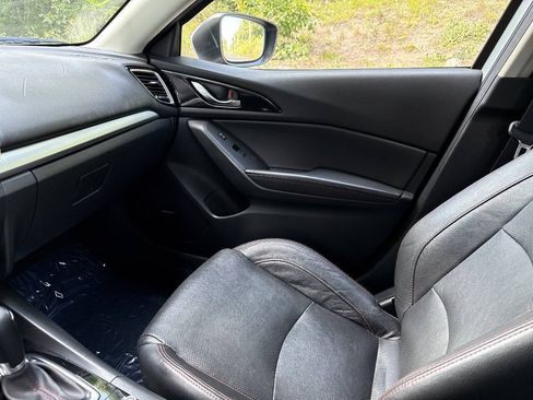 Used 2014 MAZDA MAZDA3 s Grand Touring FWD image 12