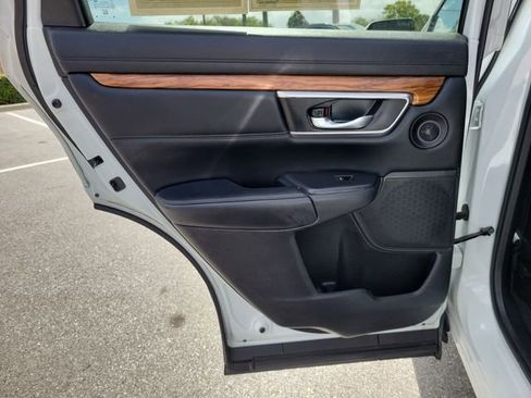 Used 2019 Honda CR-V EX-L image 11