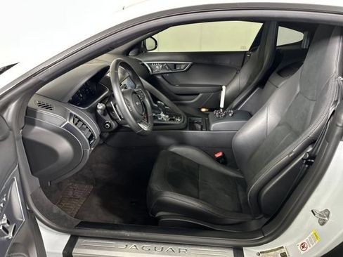 Used 2021 Jaguar F-TYPE Coupe RWD image 11
