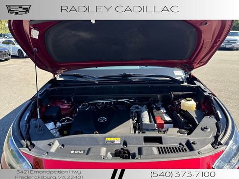 Used 2022 Toyota Highlander XLE image 12