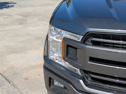 Used 2019 Ford F150 XLT w/ Equipment Group 302A Luxury image 7