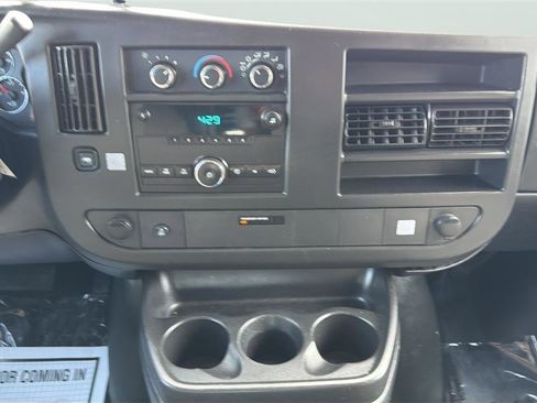 Used 2014 GMC Savana 1500 AWD image 20