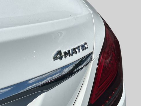 Used 2019 Mercedes-Benz C 300 4MATIC Sedan image 11