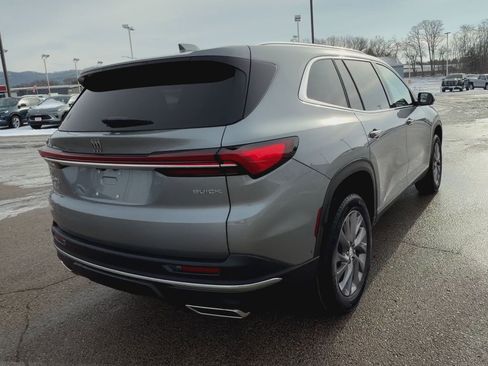 New 2026 Buick Enclave Preferred w/ Super Cruise Package image 8