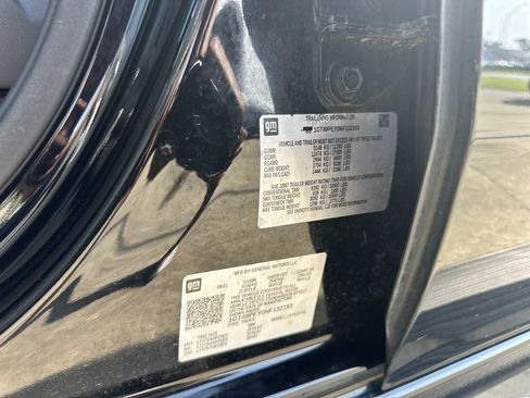 Certified 2022 GMC Sierra 2500 AT4 AWD/4WD image 32