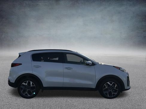 Used 2021 Kia Sportage EX w/ EX Technology Package FWD image 2