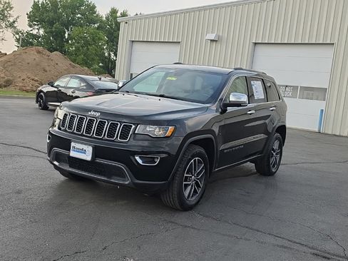 Used 2018 Jeep Grand Cherokee Limited AWD/4WD image 3