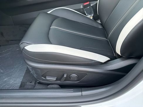 New 2026 Kia K5 GT-Line w/ GT-Line Premium Package image 10