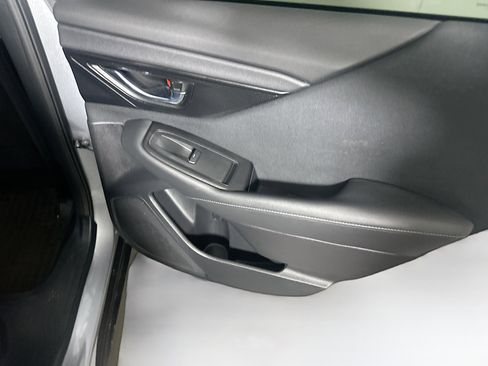 Used 2025 Subaru Outback Premium image 28