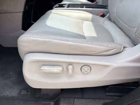 Used 2019 Honda Odyssey EX-L image 17