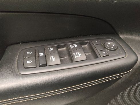 Used 2017 Jeep Grand Cherokee Limited AWD/4WD image 27