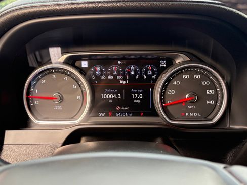 Used 2022 Chevrolet Silverado 1500 High Country AWD/4WD image 23