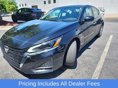 Certified 2023 Nissan Altima 2.5 S FWD image 2