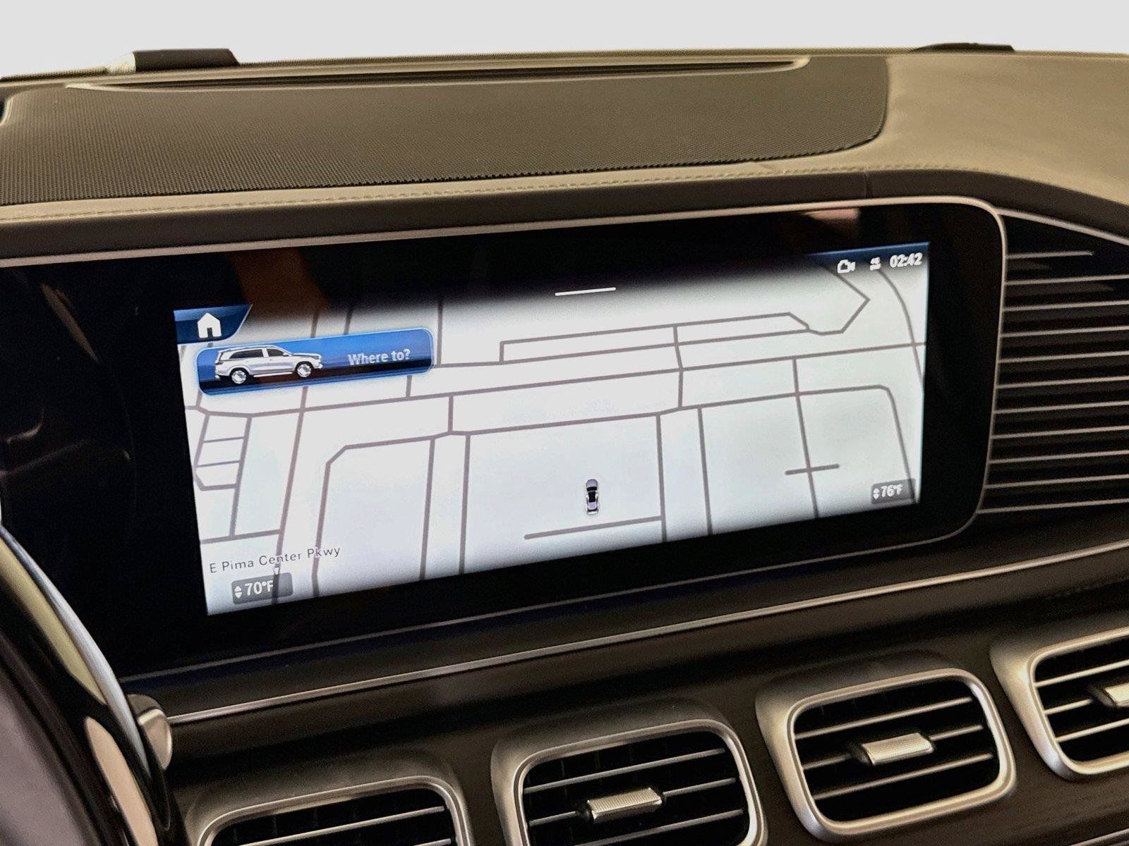 Used 2024 Mercedes-Benz Maybach GLS 600 4MATIC image 19