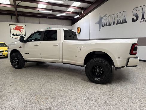 Used 2024 RAM 3500 Laramie w/ Night Edition AWD/4WD image 4