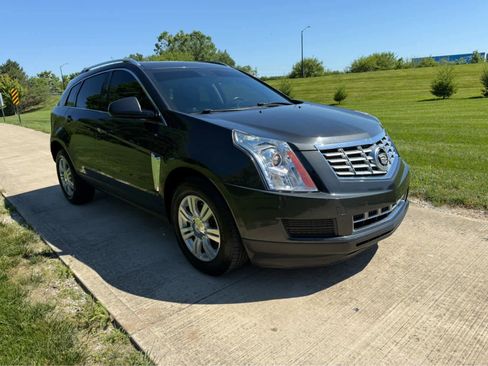 Used 2016 Cadillac SRX Luxury w/ Driver Awareness Package FWD image 7