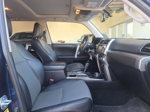 Used 2015 Toyota 4Runner SR5 Premium image 20