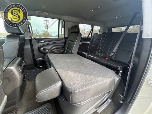 Used 2017 GMC Yukon XL SLT image 15