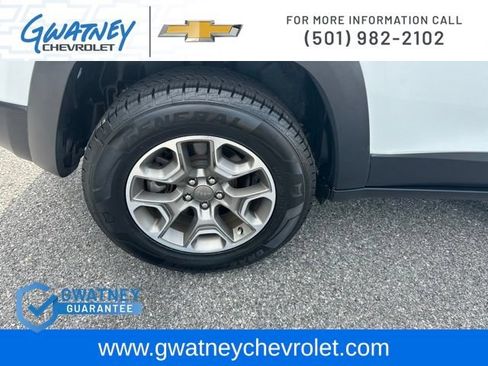 Used 2022 Jeep Cherokee Trailhawk w/ Trailer Tow Group AWD/4WD image 11