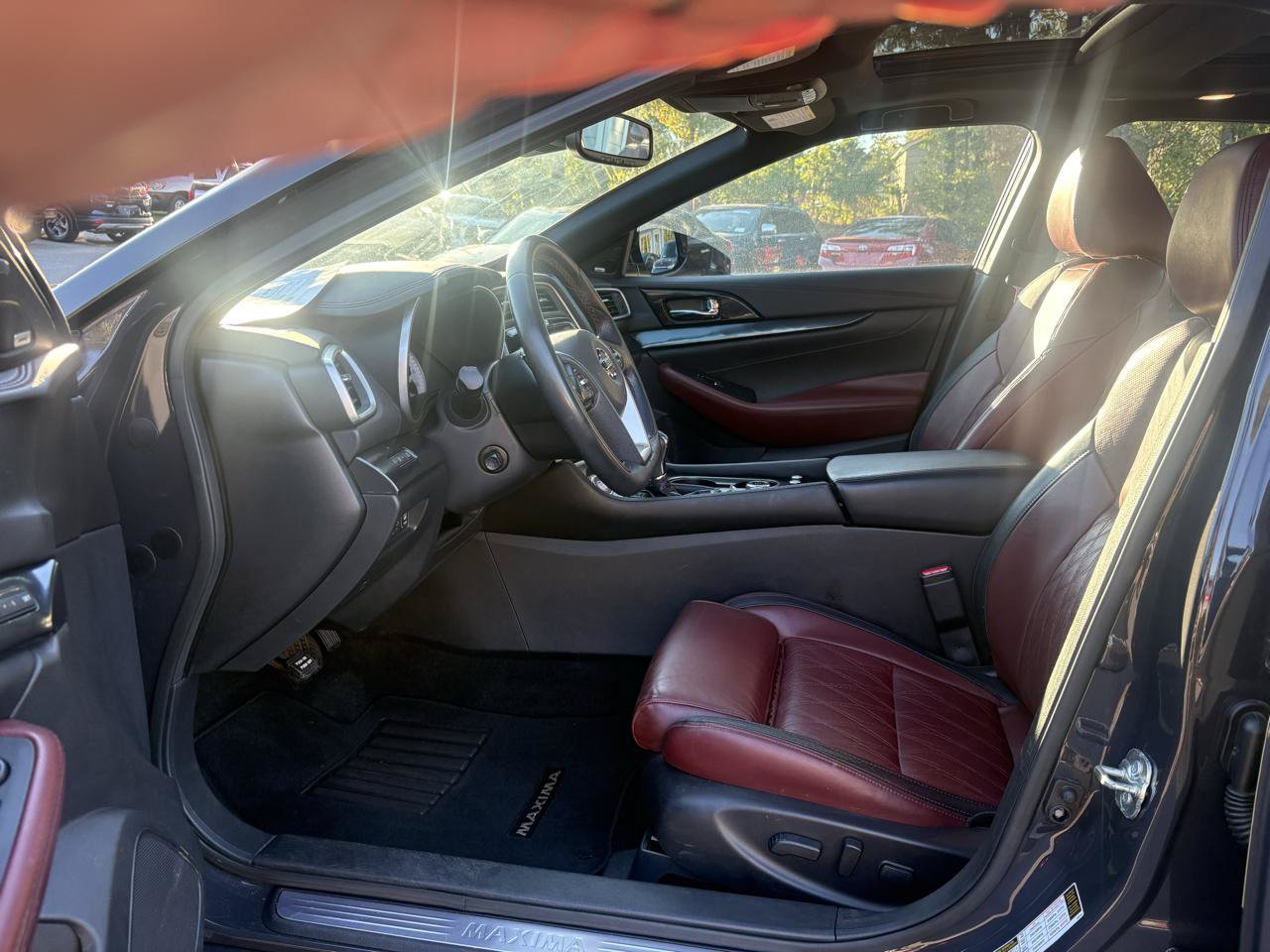 Used 2021 Nissan Maxima Platinum w/ 40th Anniversary Package FWD image 9
