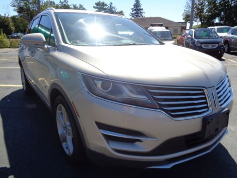Used 2017 Lincoln MKC Premiere image 14