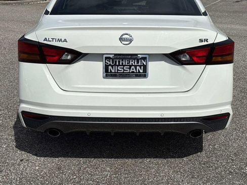 Certified 2022 Nissan Altima 2.5 SR image 7