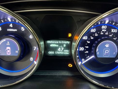 Used 2013 Hyundai Sonata SE w/ Navigation & Sunroof Pkg image 13