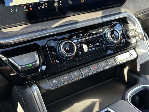 Used 2024 GMC Sierra 1500 Denali w/ Denali Reserve Package image 24