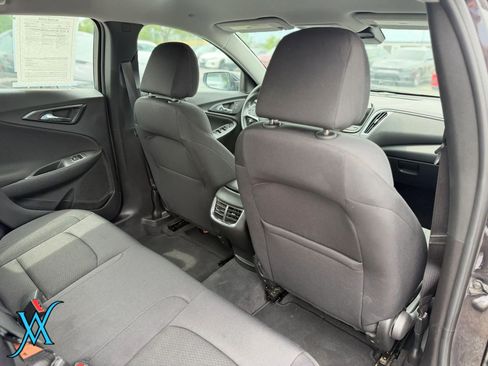 Used 2023 Chevrolet Malibu LT w/ Driver Confidence Package FWD image 17