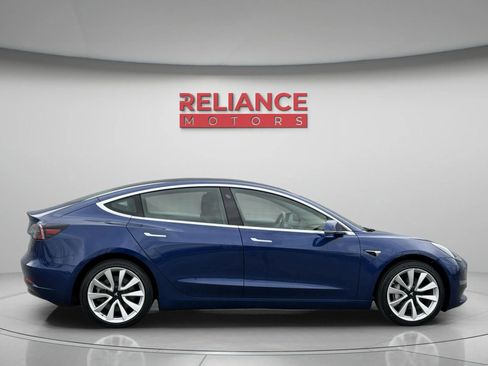 Used 2019 Tesla Model 3 Standard Range Plus image 7