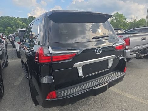 Used 2017 Lexus LX 570 4WD w/ Luxury Package image 5