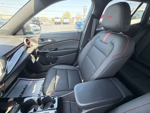 New 2026 Chevrolet Trax RS w/ Driver Confidence Package image 29